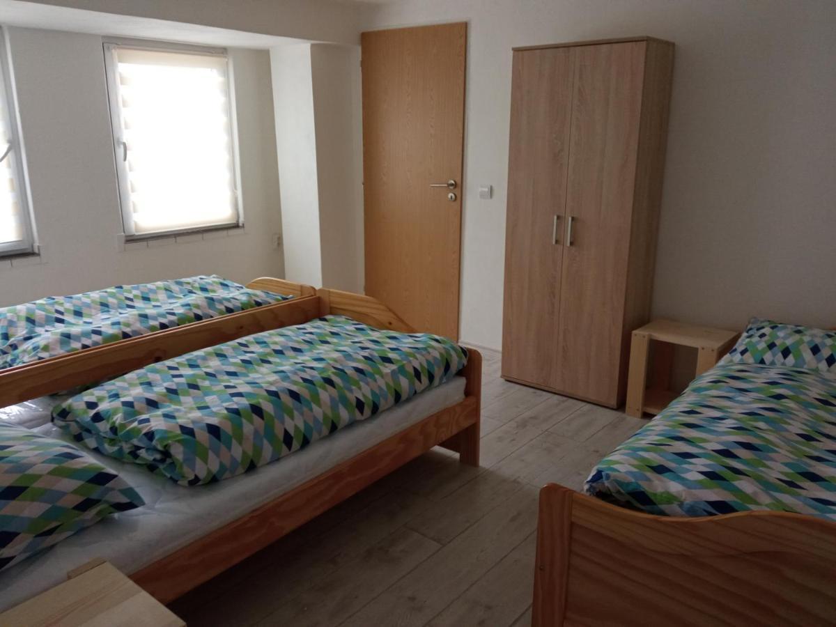 Apartmán Hulín, Chrášťany - černý Hulin Exterior foto