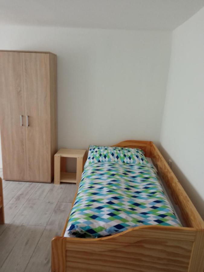 Apartmán Hulín, Chrášťany - černý Hulin Exterior foto